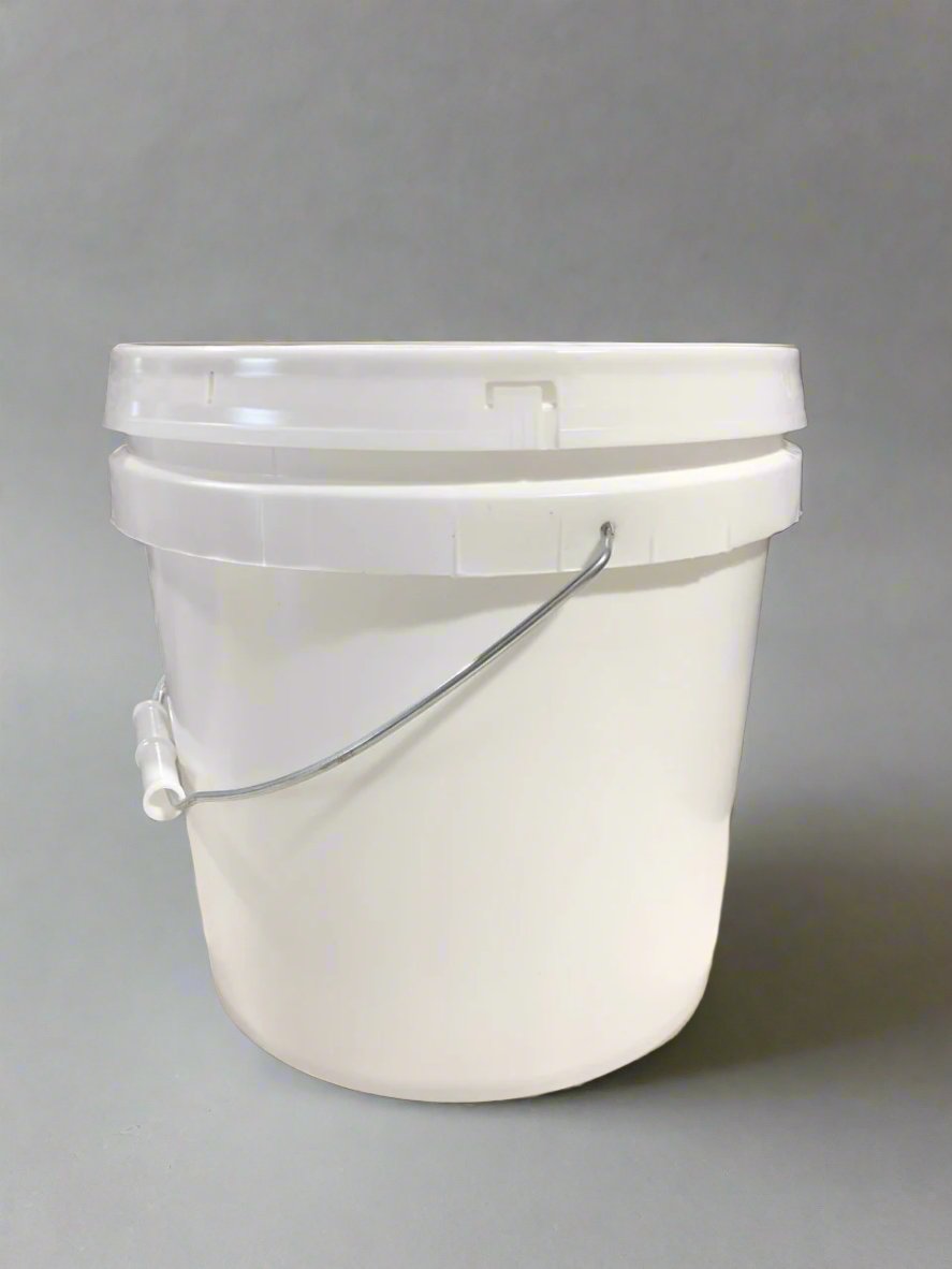 2 Gallon Bucket with Lid– Rovin Ceramics